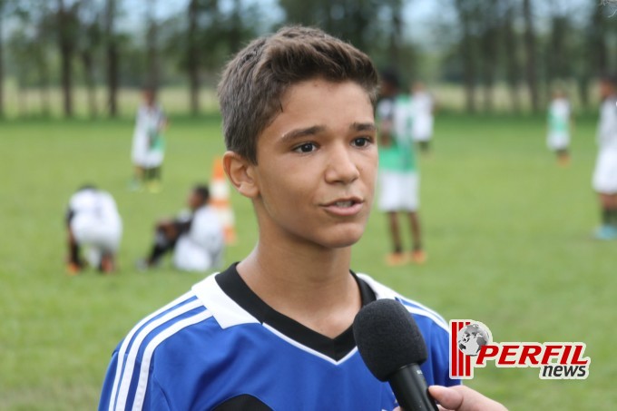 Três-lagoense de 13 anos embarca para o Flamengo/RJ