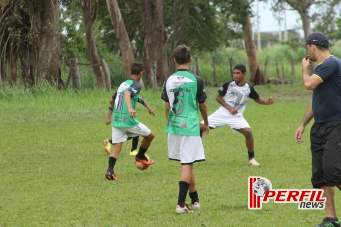 Três-lagoense de 13 anos embarca para o Flamengo/RJ