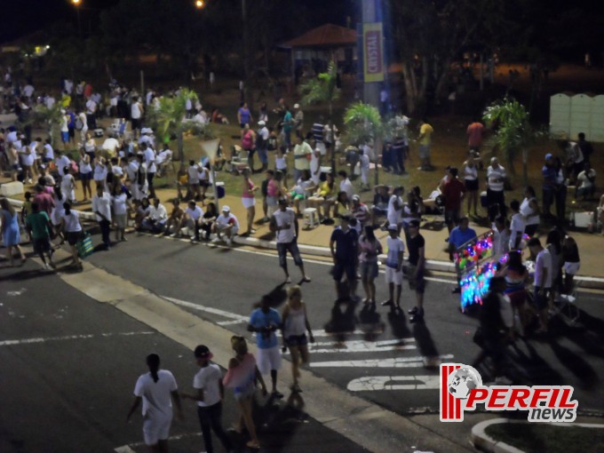 Presidente Epitácio atrai mais de 30 mil pessoas no réveillon