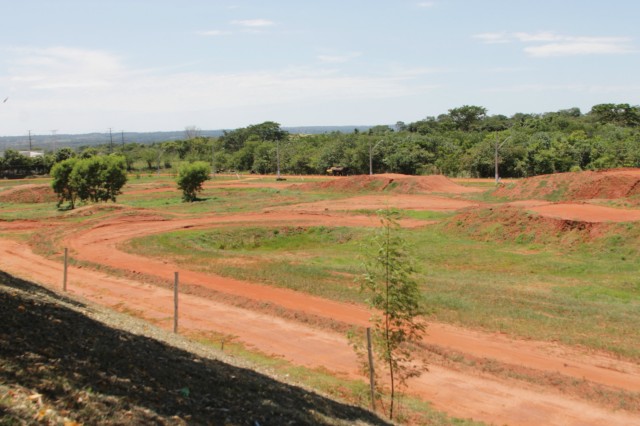 Arena Mix já recebe reformas para a abertura do Brasileiro de Motocross