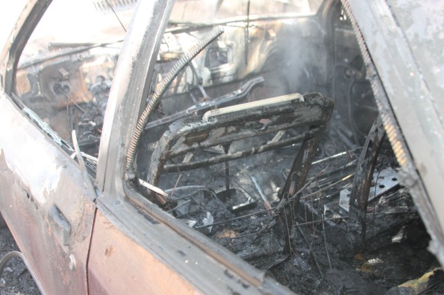 Verona 92 é destruído por fogo em viela de Três Lagoas Verona 92 é destruído por fogo em viela de Três Lagoas