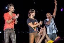 Munhoz e Mariano alteram gravação do terceiro DVD e comovem o público do Brasil