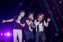 Munhoz e Mariano alteram gravação do terceiro DVD e comovem o público do Brasil