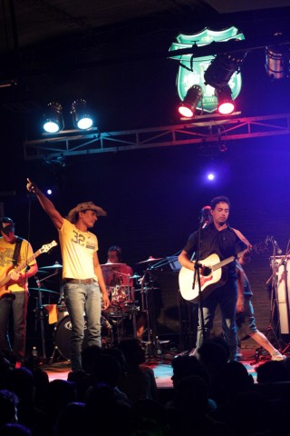 Viracopos Botequim Tato & Nando.