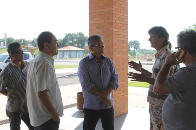 Dirigentes da CBM e Federação Estadual de Motociclismo visitam Arena Mix