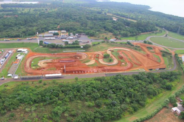 Imagens aéreas feitas nesta manhã sobre a pista do Arena Mix