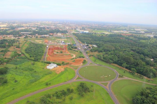 Imagens aéreas feitas nesta manhã sobre a pista do Arena Mix