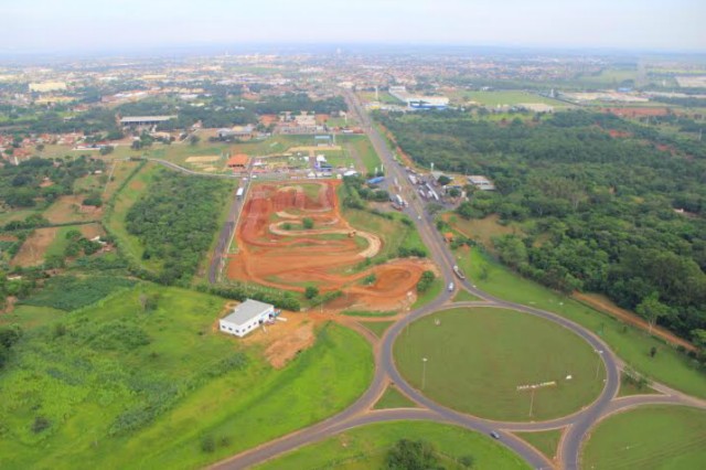 Imagens aéreas feitas nesta manhã sobre a pista do Arena Mix