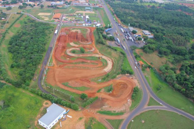 Imagens aéreas feitas nesta manhã sobre a pista do Arena Mix