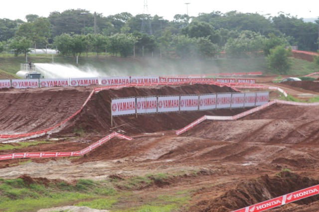 Pista do Arena Mix está pronta e deve ser palco de shows dos pilotos