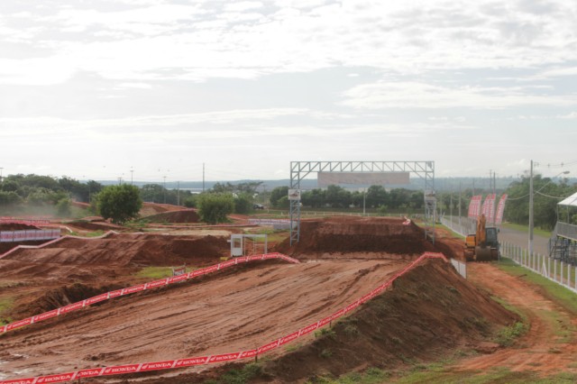 Pista do Arena Mix está pronta e deve ser palco de shows dos pilotos