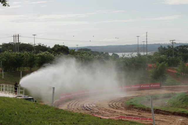 Pista do Arena Mix está pronta e deve ser palco de shows dos pilotos