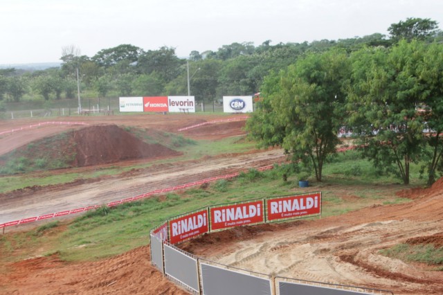 Pista do Arena Mix está pronta e deve ser palco de shows dos pilotos