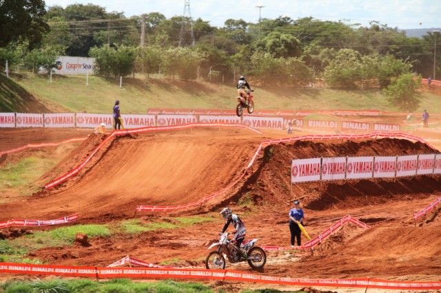 Veja galeria de fotos da manhã de treinos no Arena Mix