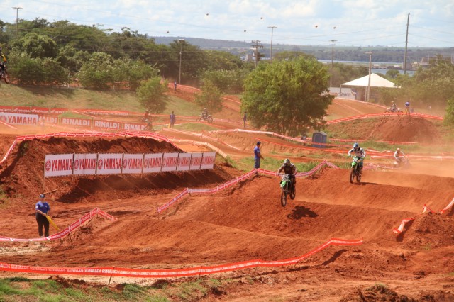 Veja galeria de fotos da manhã de treinos no Arena Mix