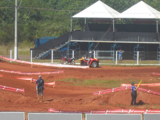 Veja galeria de fotos da manhã de treinos no Arena Mix