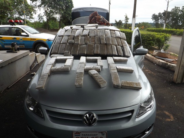 Haxixe e maconha eram transportados em fundo falso de carro paraguaio