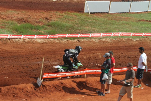 As disputas e as manobras radicais dos pilotos no Arena Mix