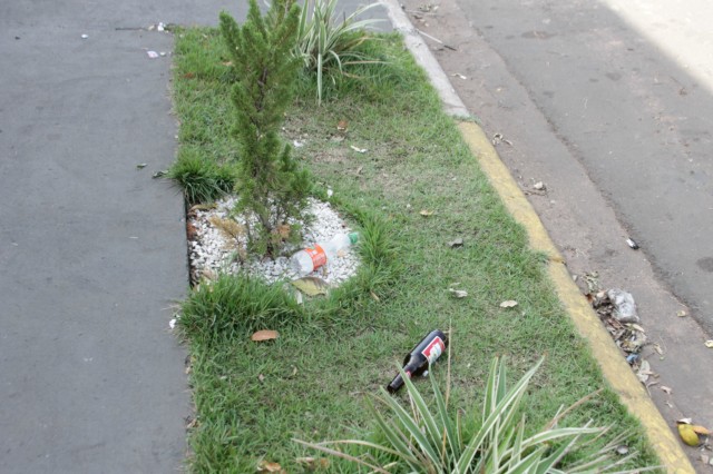 Lagoa Maior sofre agressão de usuários inconsequentes nos finais de semana