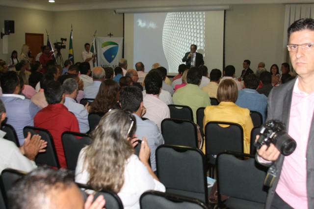 Três Lagoas sedia evento que reúne vereadores de todo o Estado