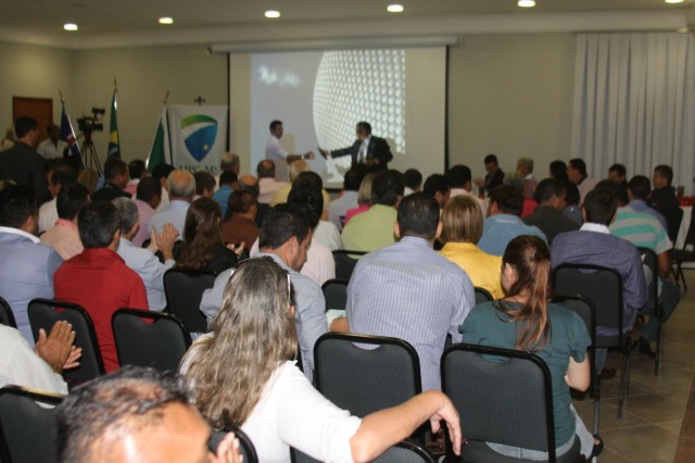 Três Lagoas sedia evento que reúne vereadores de todo o Estado