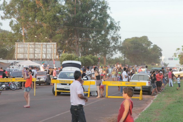 Mais de 3 mil pessoas prestigiaram o motocross em Brasilândia