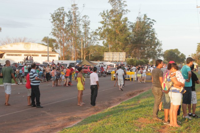 Mais de 3 mil pessoas prestigiaram o motocross em Brasilândia