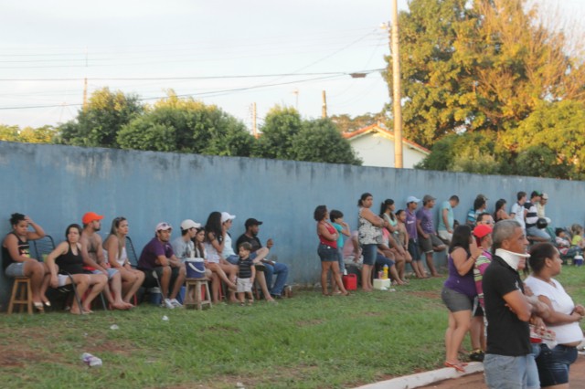 Mais de 3 mil pessoas prestigiaram o motocross em Brasilândia