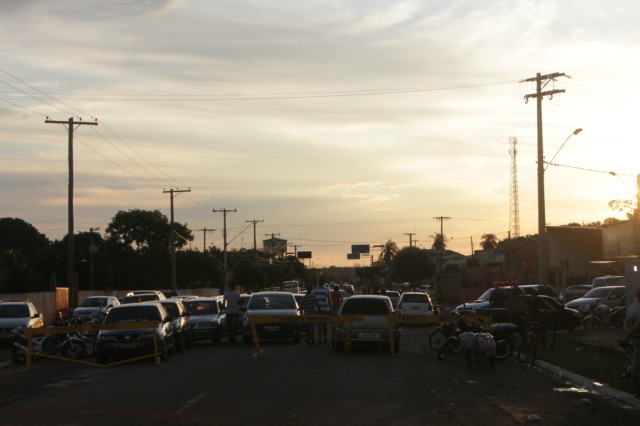 Mais de 3 mil pessoas prestigiaram o motocross em Brasilândia