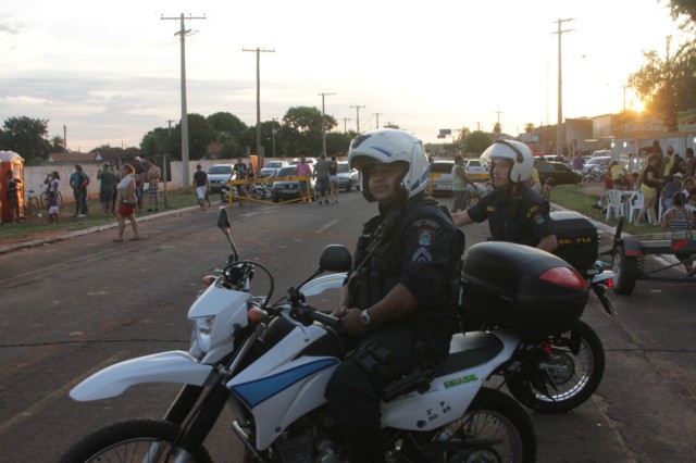 Mais de 3 mil pessoas prestigiaram o motocross em Brasilândia