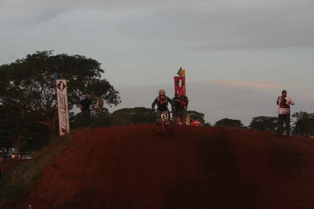 Mais de 3 mil pessoas prestigiaram o motocross em Brasilândia