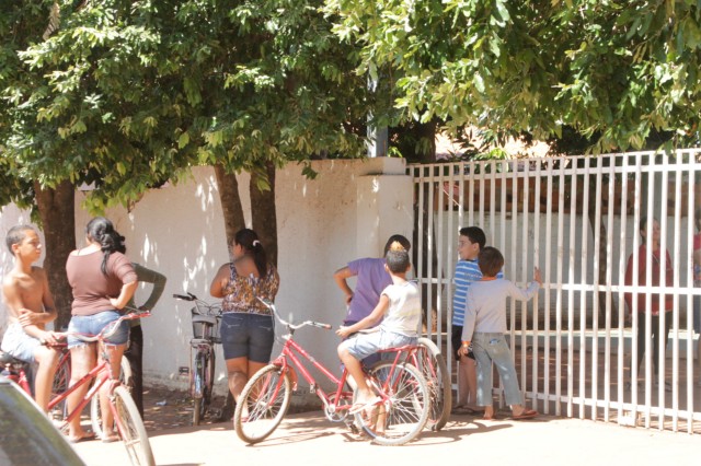 Incêndio em escola causa preocupação em pais de alunos