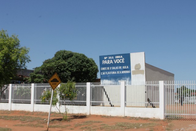 Incêndio em escola causa preocupação em pais de alunos