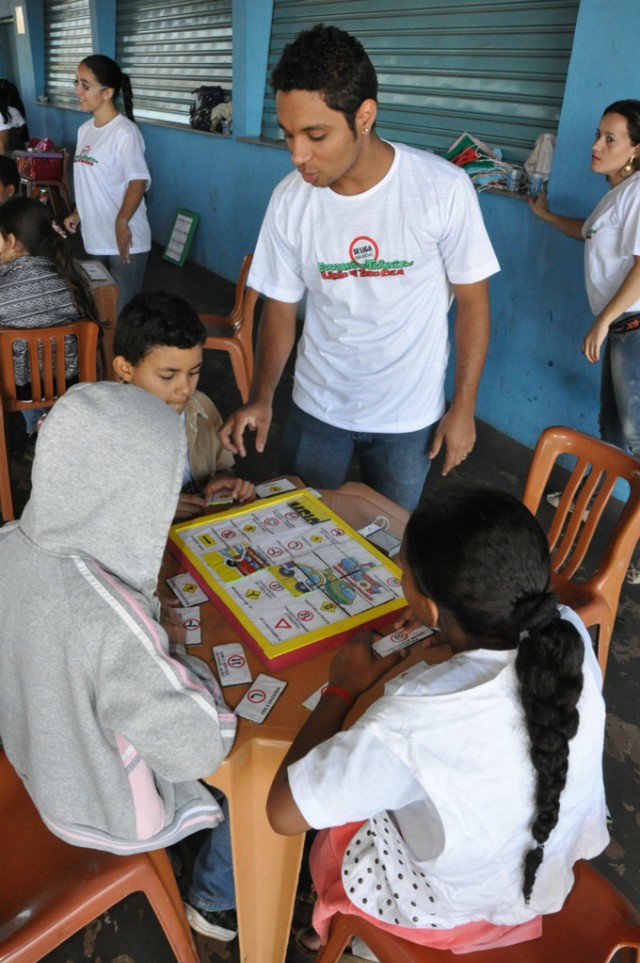 Alunos visitam “Cidade Escola de Trânsito”