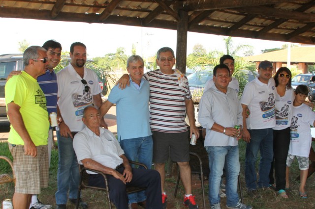 Totó e Ojeda reúnem amigos e parceiros em festa pós-Brasileiro de Motocross