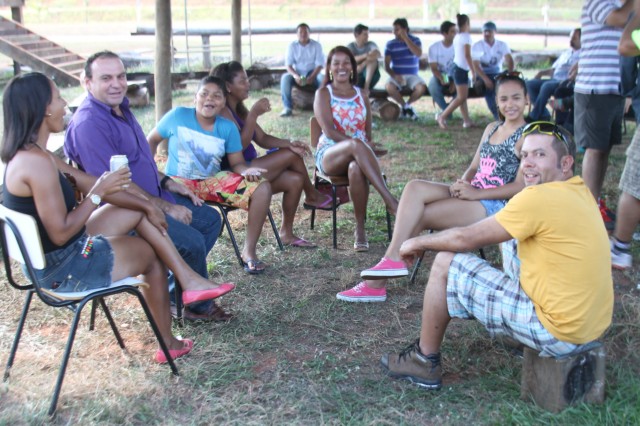 Totó e Ojeda reúnem amigos e parceiros em festa pós-Brasileiro de Motocross