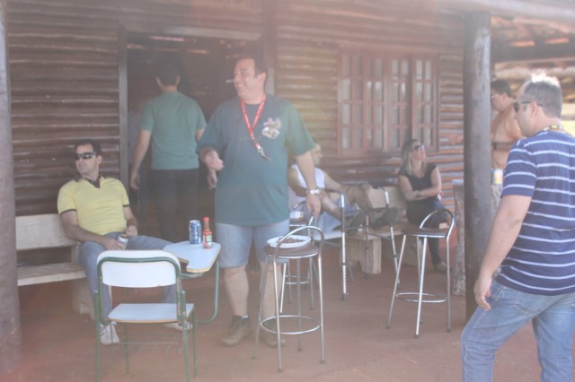 Totó e Ojeda reúnem amigos e parceiros em festa pós-Brasileiro de Motocross