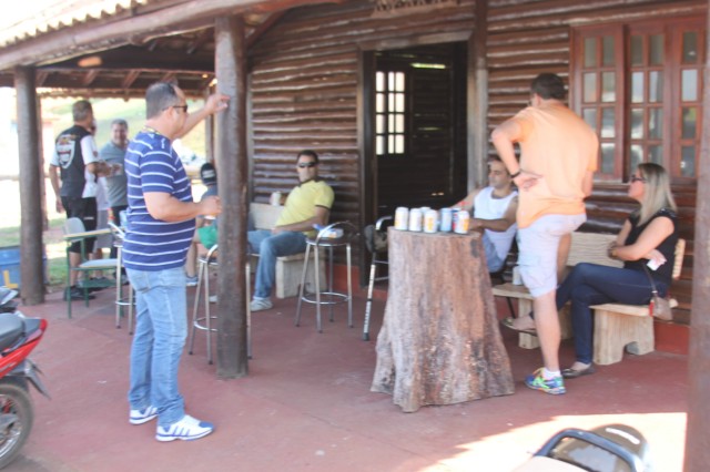 Totó e Ojeda reúnem amigos e parceiros em festa pós-Brasileiro de Motocross
