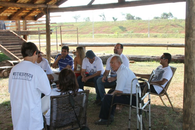 Totó e Ojeda reúnem amigos e parceiros em festa pós-Brasileiro de Motocross