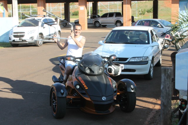 Totó e Ojeda reúnem amigos e parceiros em festa pós-Brasileiro de Motocross