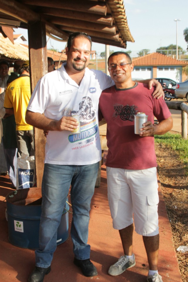 Totó e Ojeda reúnem amigos e parceiros em festa pós-Brasileiro de Motocross