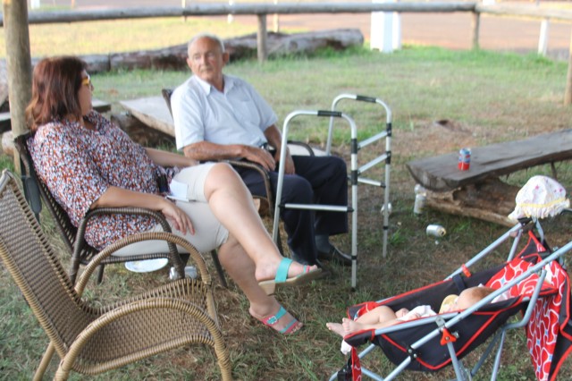Totó e Ojeda reúnem amigos e parceiros em festa pós-Brasileiro de Motocross