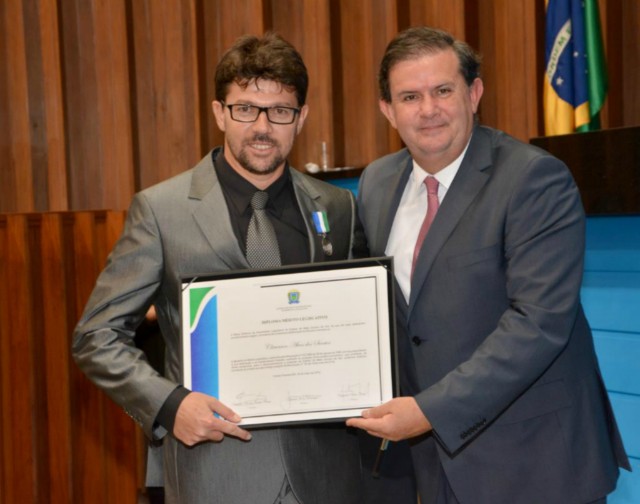 Nivaldo Bueno Franco da Rocha é homenageado por Eduardo Rocha na Assembleia Legislativa Nivaldo Bueno Franco da Rocha é homenageado por Eduardo Rocha na Assembleia Legislativa