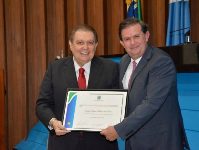 Nivaldo Bueno Franco da Rocha é homenageado por Eduardo Rocha na Assembleia Legislativa Nivaldo Bueno Franco da Rocha é homenageado por Eduardo Rocha na Assembleia Legislativa