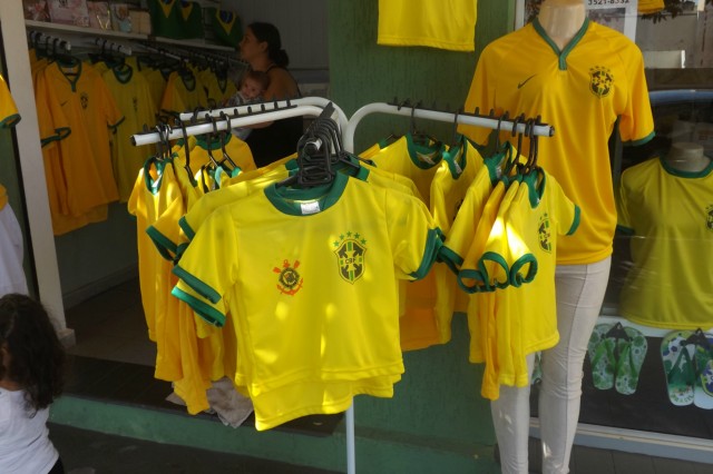 A 12 dias da Copa, Três Lagoas já se veste de verde e amarelo