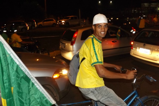 Três Lagoas parou para comemorar a vitória do Brasil