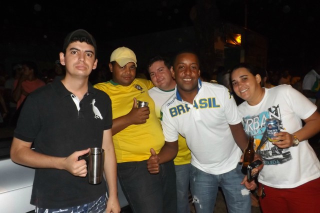 Líder no grupo, Brasil vence Camarões e anima torcida três-lagoense