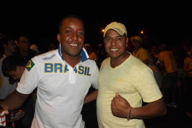 Líder no grupo, Brasil vence Camarões e anima torcida três-lagoense