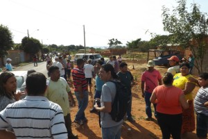 Demolição: famílias perdem casa em reintegração de posse