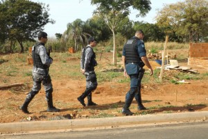 Demolição: famílias perdem casa em reintegração de posse